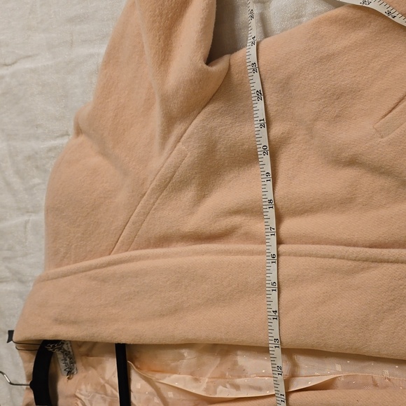 Ahsley Scott Vintage Wool Stylish Women's Pea Coat in Light Peach - Picture 12 of 16